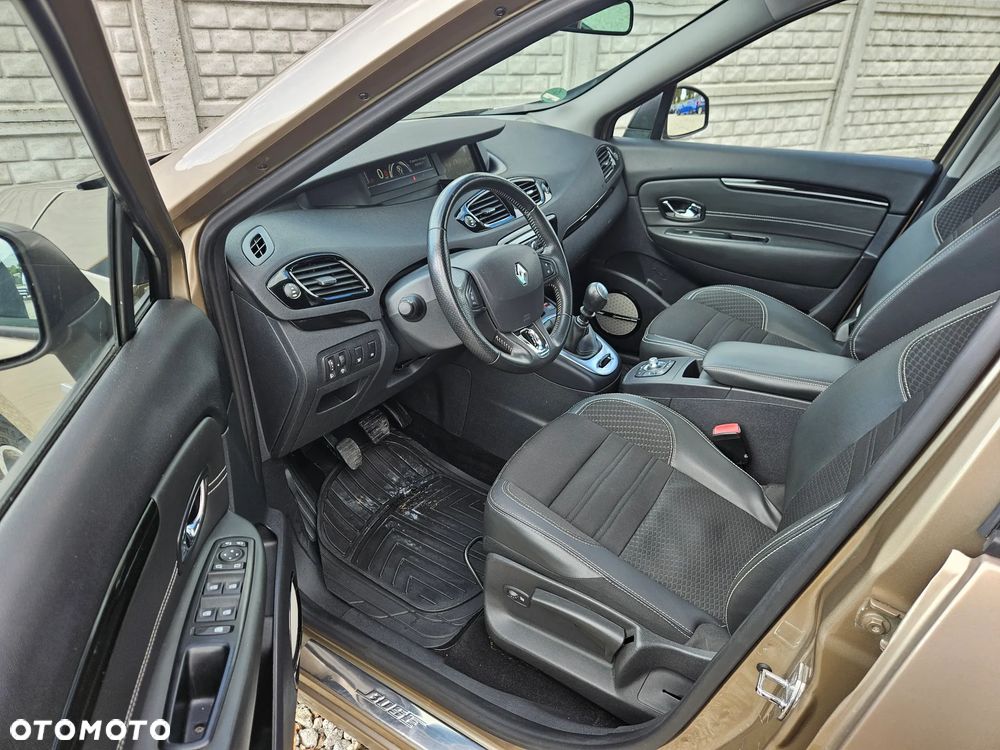 Renault Scenic - 8