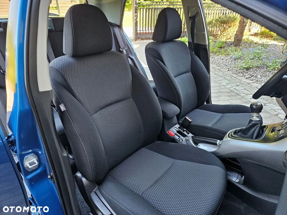 Toyota Auris - 13