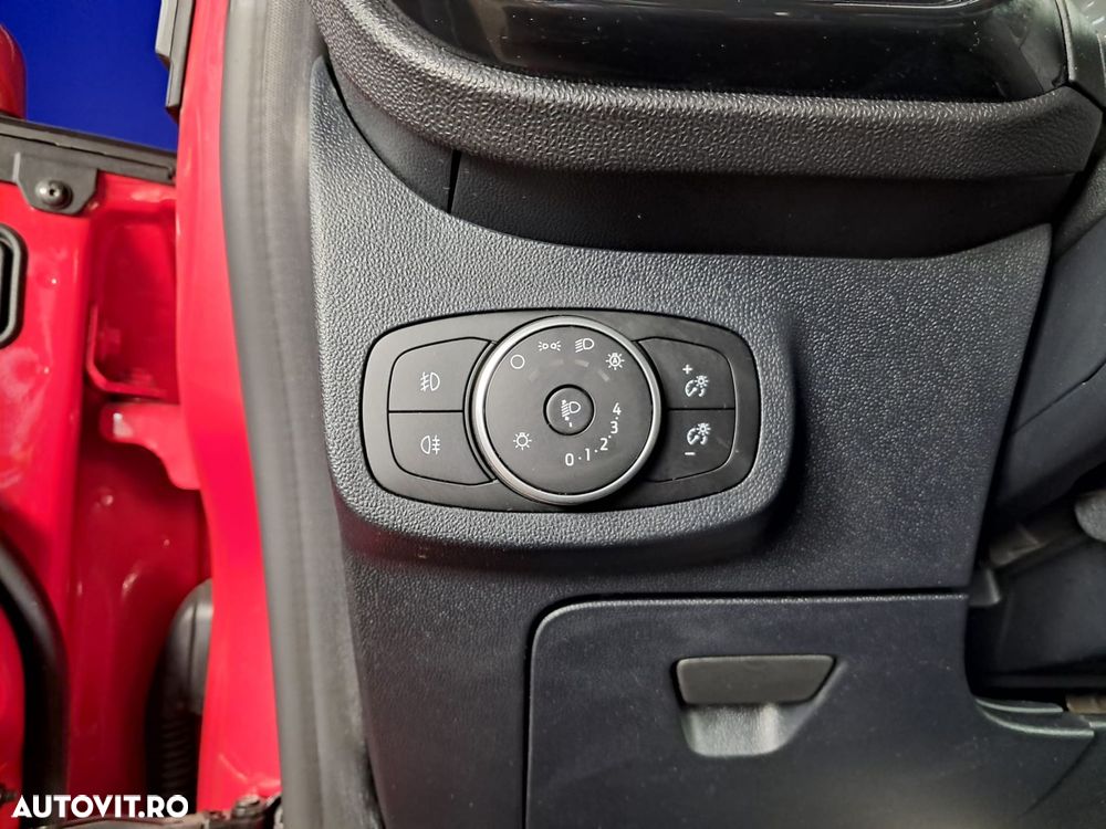 Ford Fiesta - 16