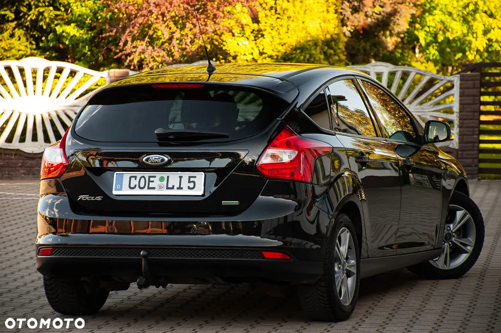 Ford Focus 1.0 EcoBoost Hybrid ACTIVE - 3
