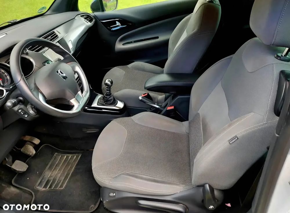 Citroën DS3 BlueHDi 120 SportChic - 11
