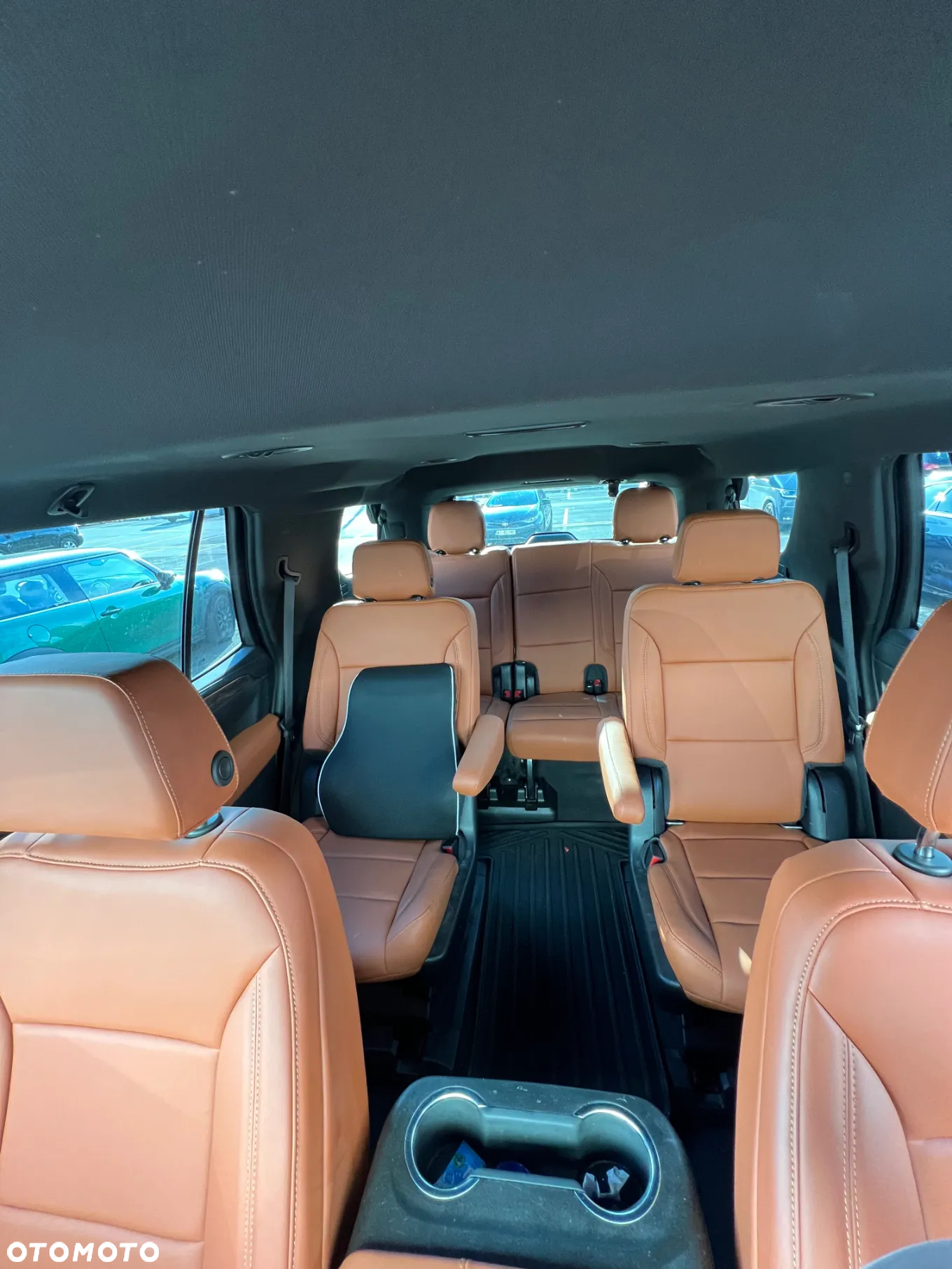 Chevrolet Tahoe - 6