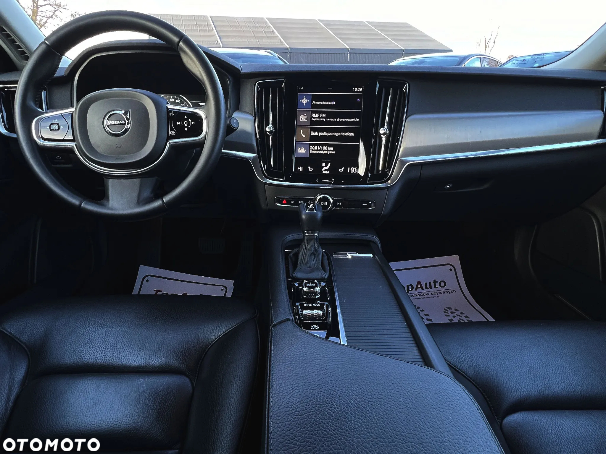Volvo V90 D4 Momentum Pro - 33