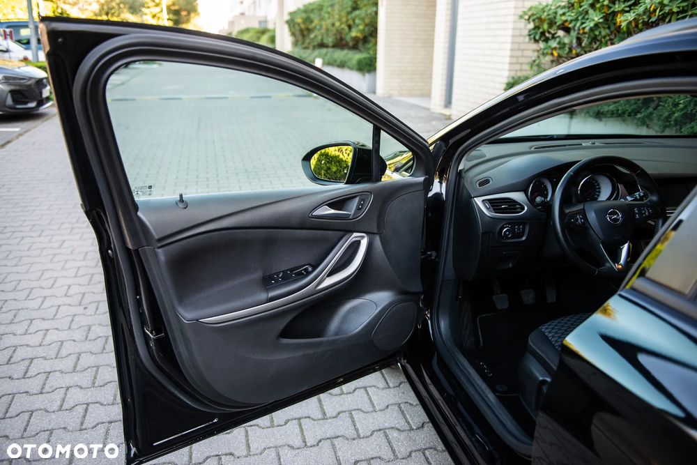 Opel Astra 1.5 D Start/Stop Business Elegance - 15