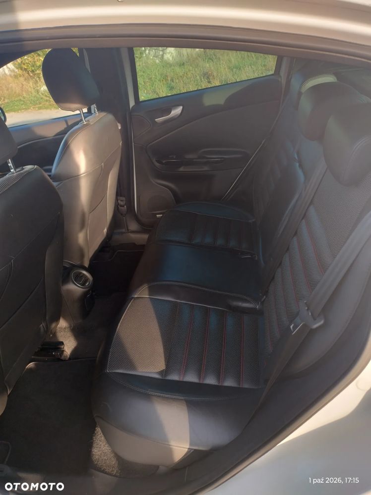 Alfa Romeo Giulietta 1750 TBi Quadrifoglio Verde - 11