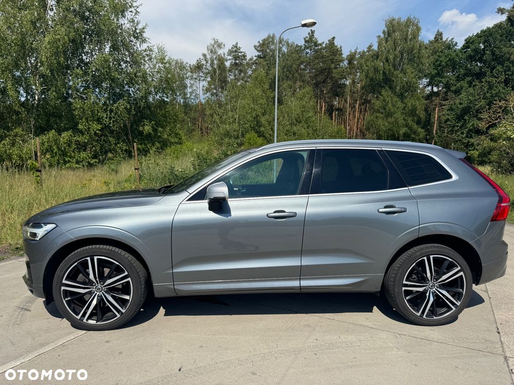 Volvo XC 60 T5 AWD R-Design - 10