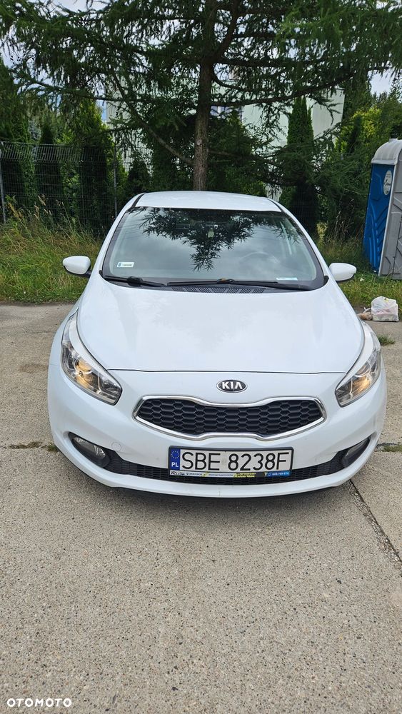 Kia Ceed - 9