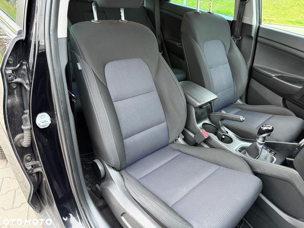 Hyundai Tucson 2.0 CRDI BlueDrive TourdePologne 2WD - 15