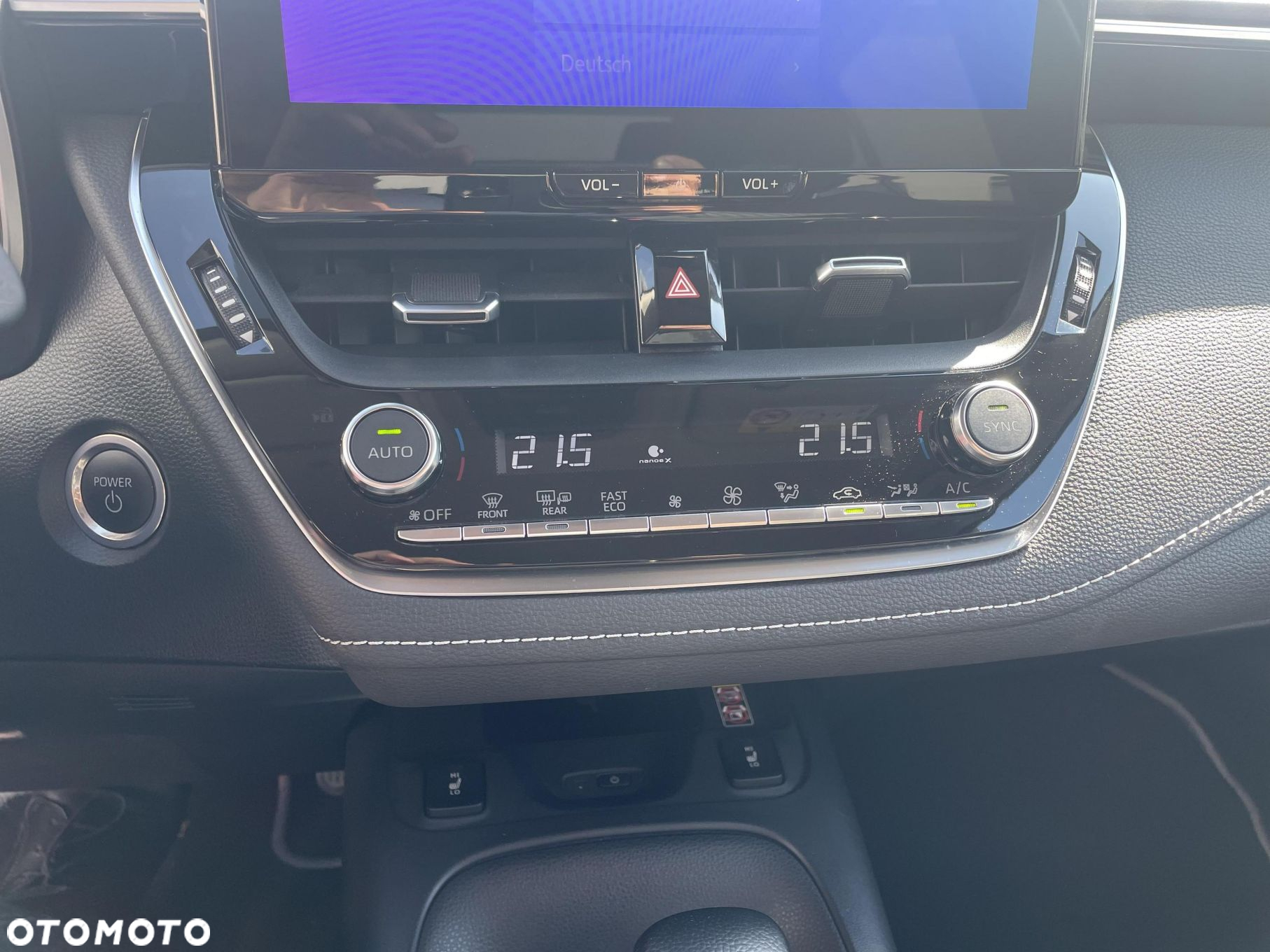 Toyota Corolla 1.8 Hybrid Style - 17