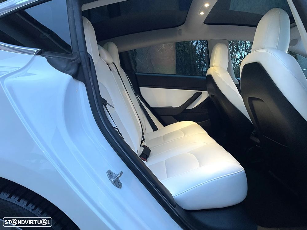 Tesla Model 3 RWD - 22