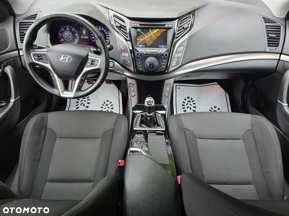 Hyundai i40 1.7 CRDi Comfort + - 28