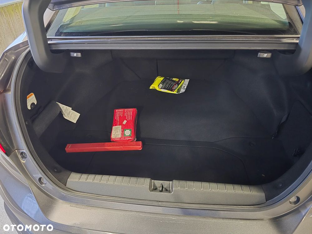 Honda Clarity - 13