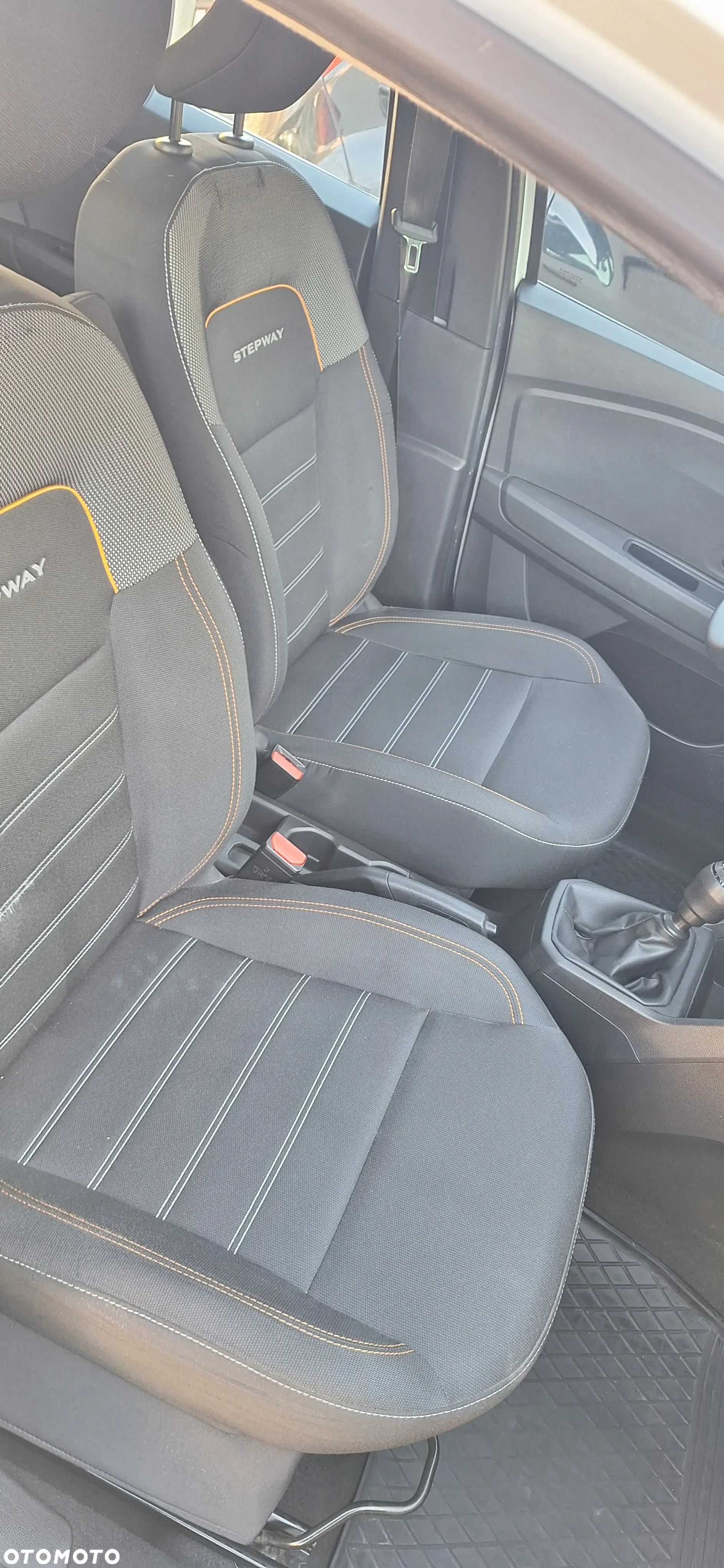 Dacia Sandero Stepway TCe 90 Essential - 19