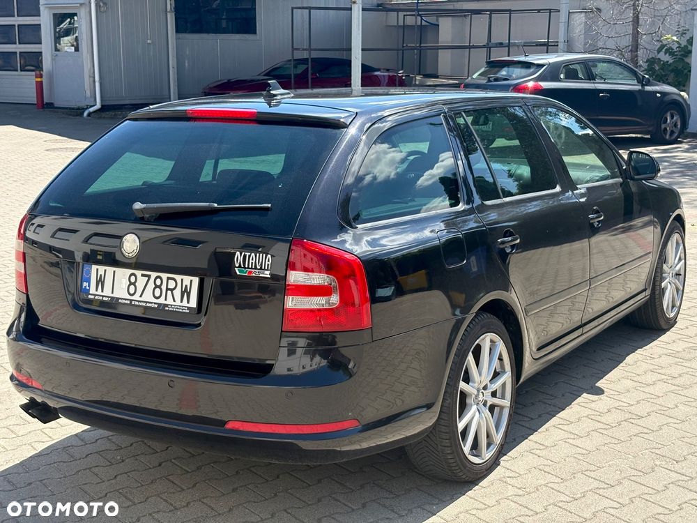 Skoda Octavia 2.0 TDI DPF DSG RS - 6