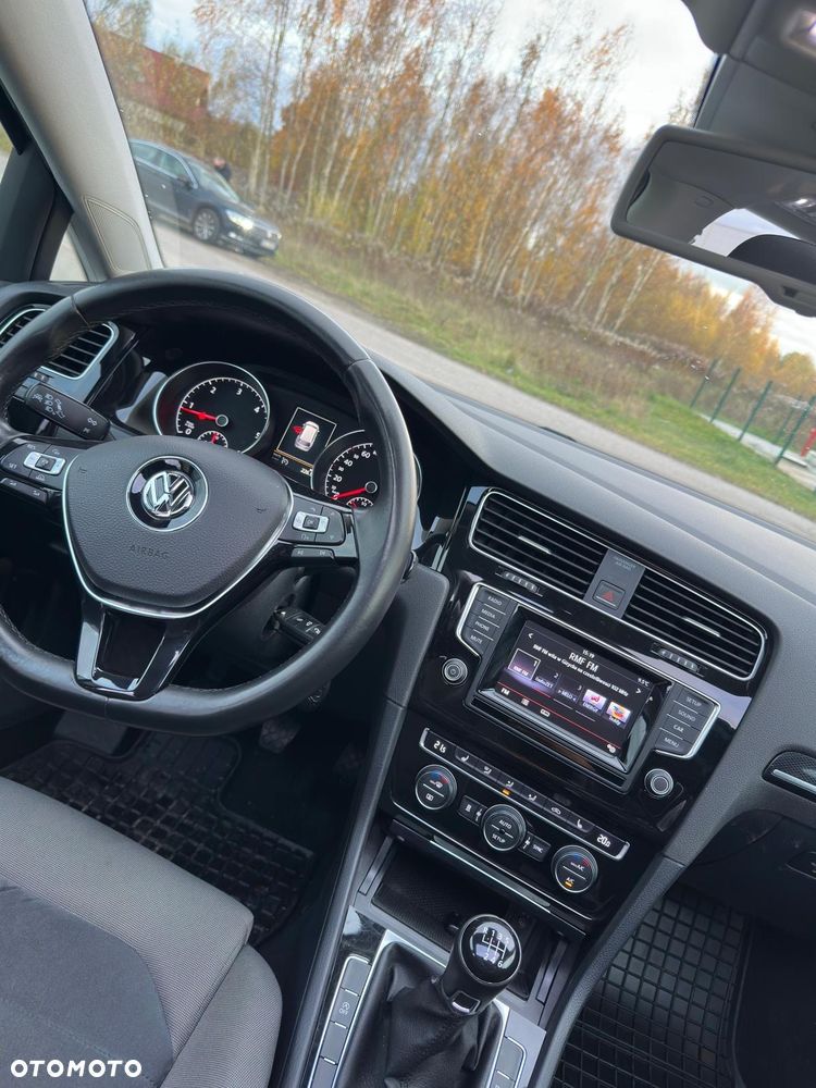 Volkswagen Golf 2.0 TDI SCR Highline - 9