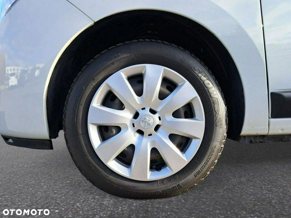 Dacia Dokker 1.5 Blue dCi Laureate - 9