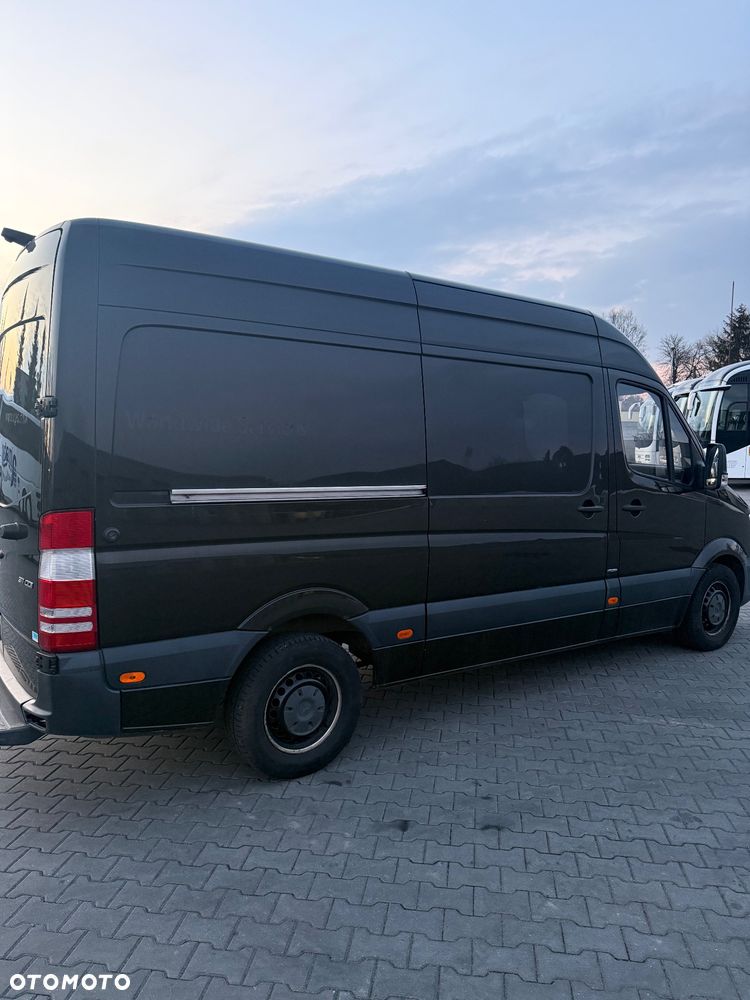 Mercedes-Benz Sprinter - 10