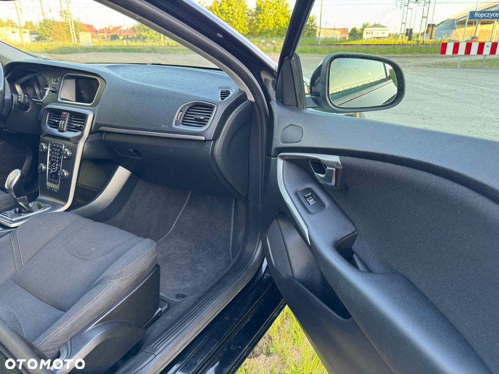 Volvo V40 D2 Momentum - 15
