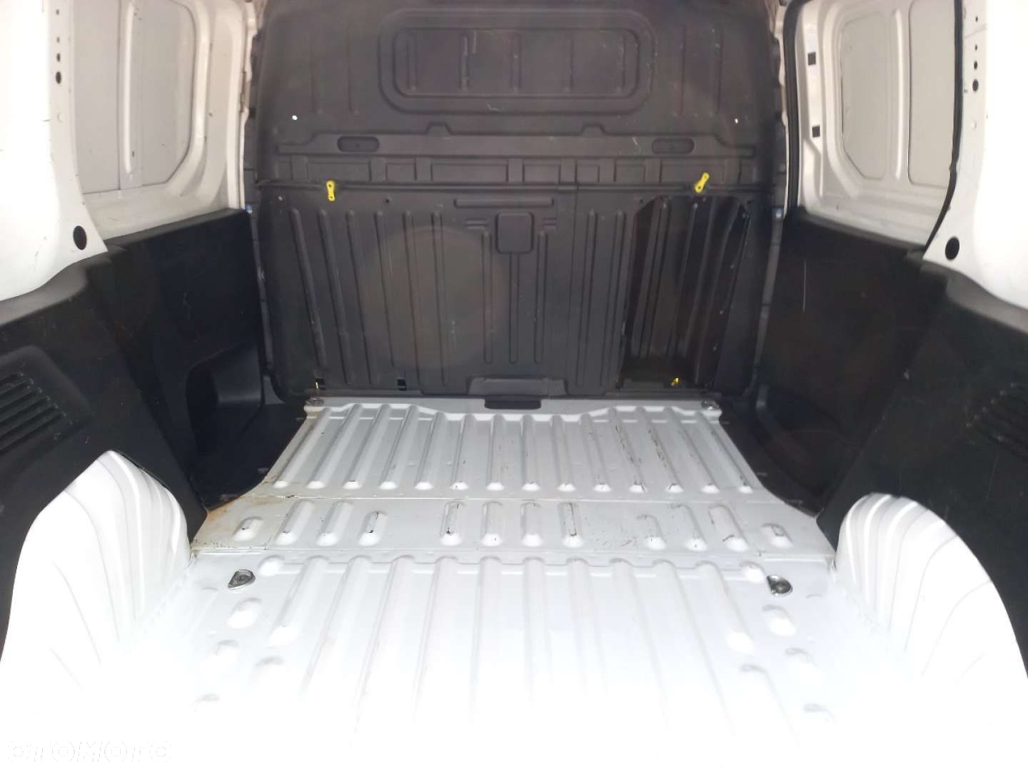 Citroën BERLINGO - 13