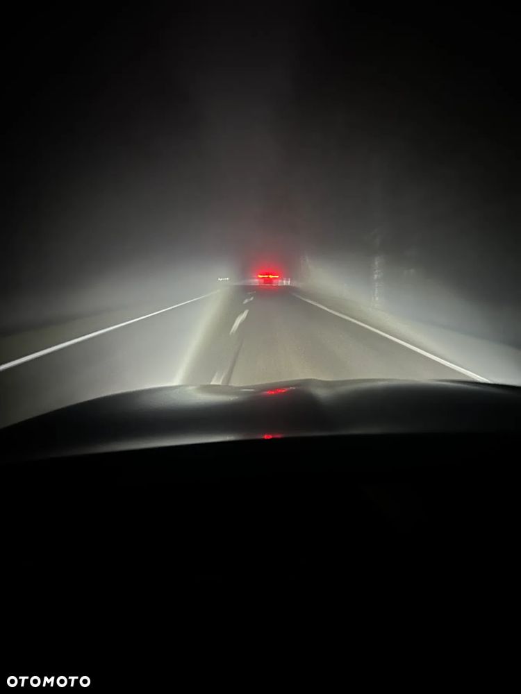 BMW Seria 5 525d xDrive Sport-Aut Luxury Line - 22