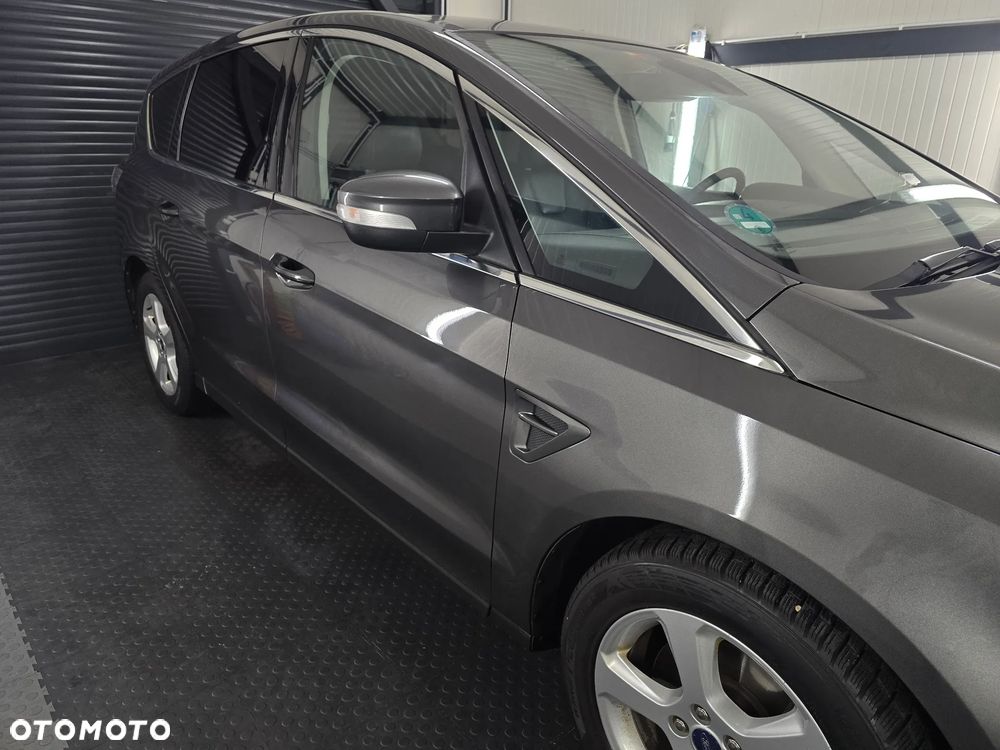 Ford S-Max 2.0 TDCi Titanium PowerShift - 4