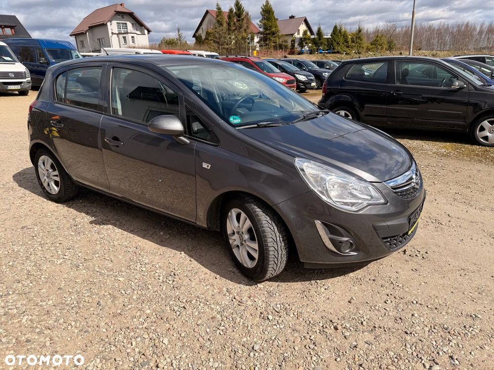 Opel Corsa 1.2 16V Enjoy - 11