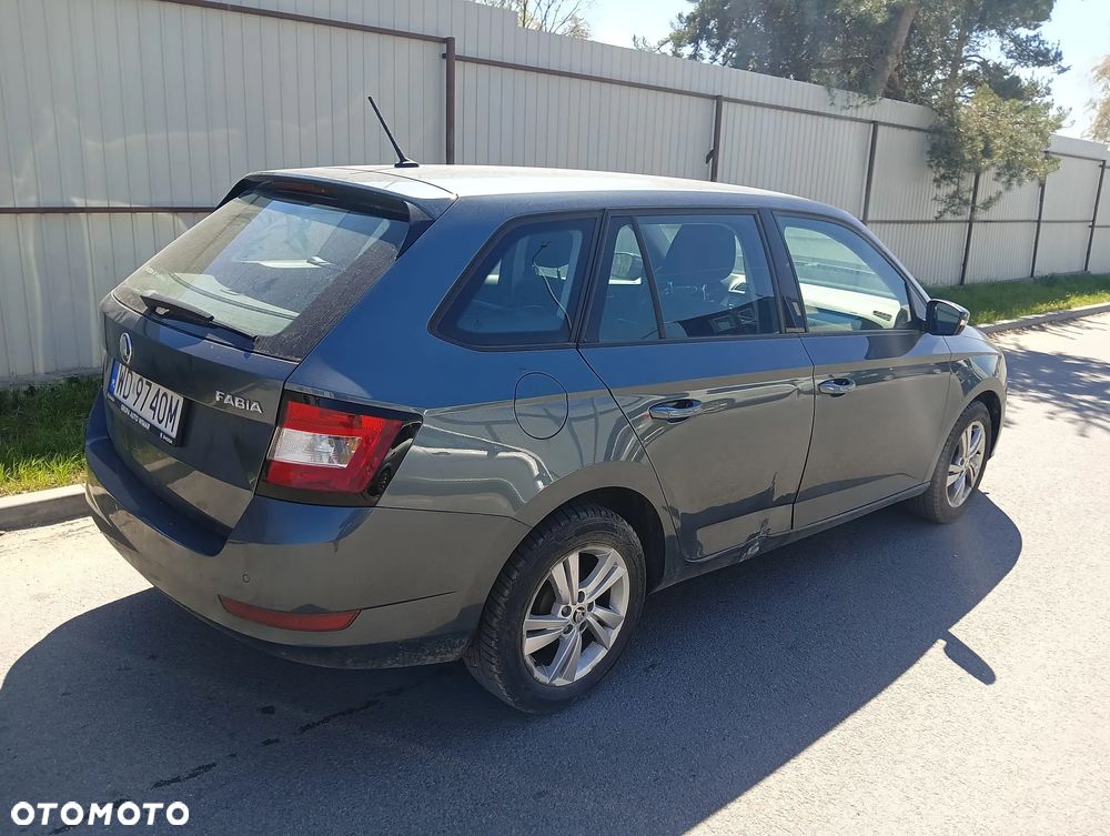 Skoda Fabia - 6