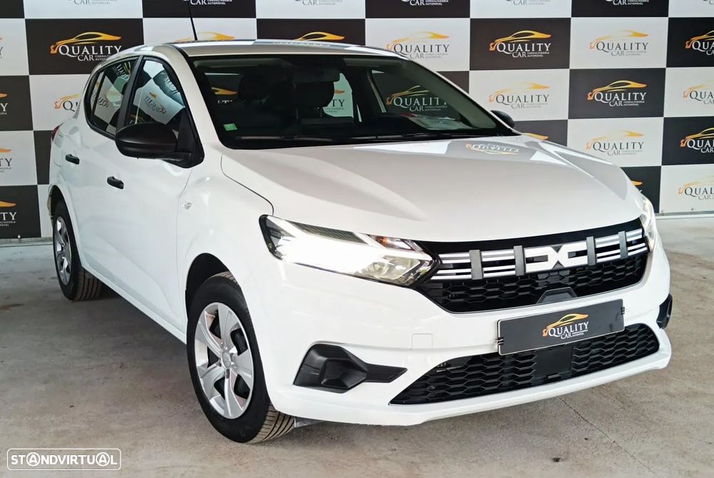 Dacia Sandero - 1