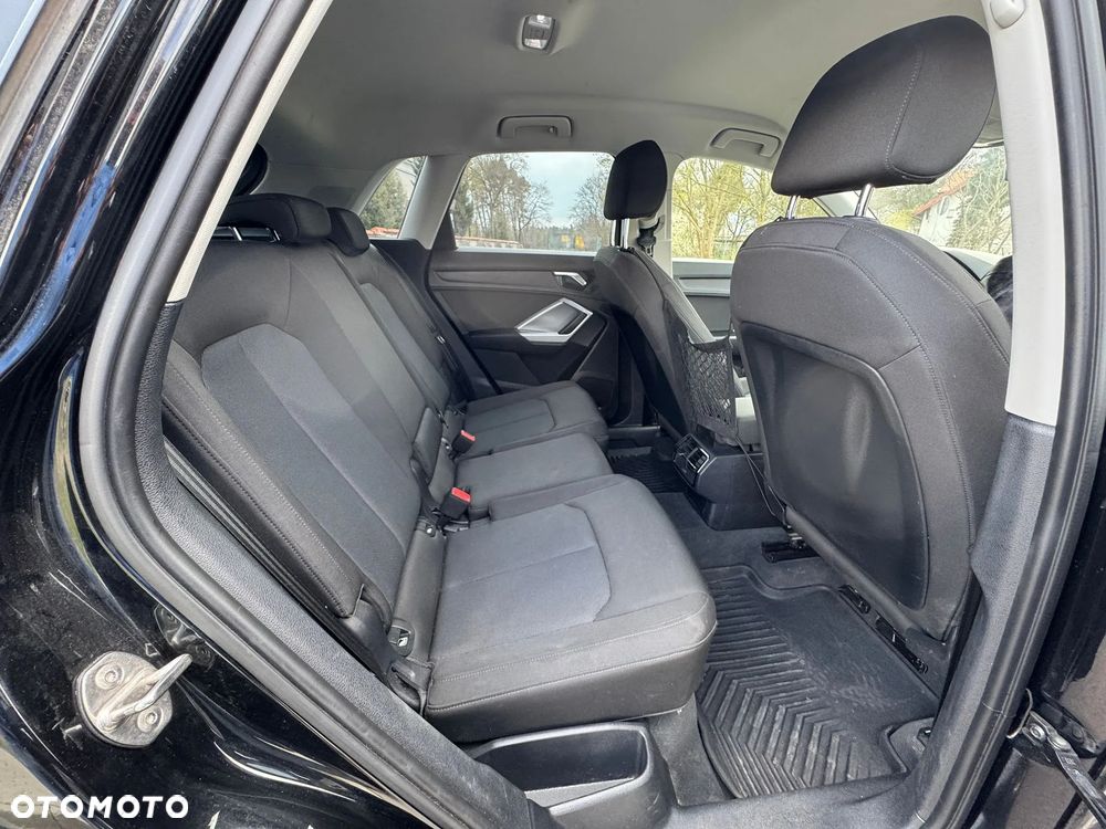 Audi Q3 35 TFSI S tronic - 9