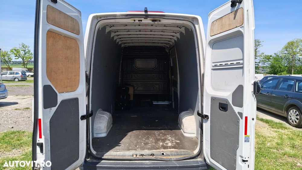 Volkswagen Crafter - 9