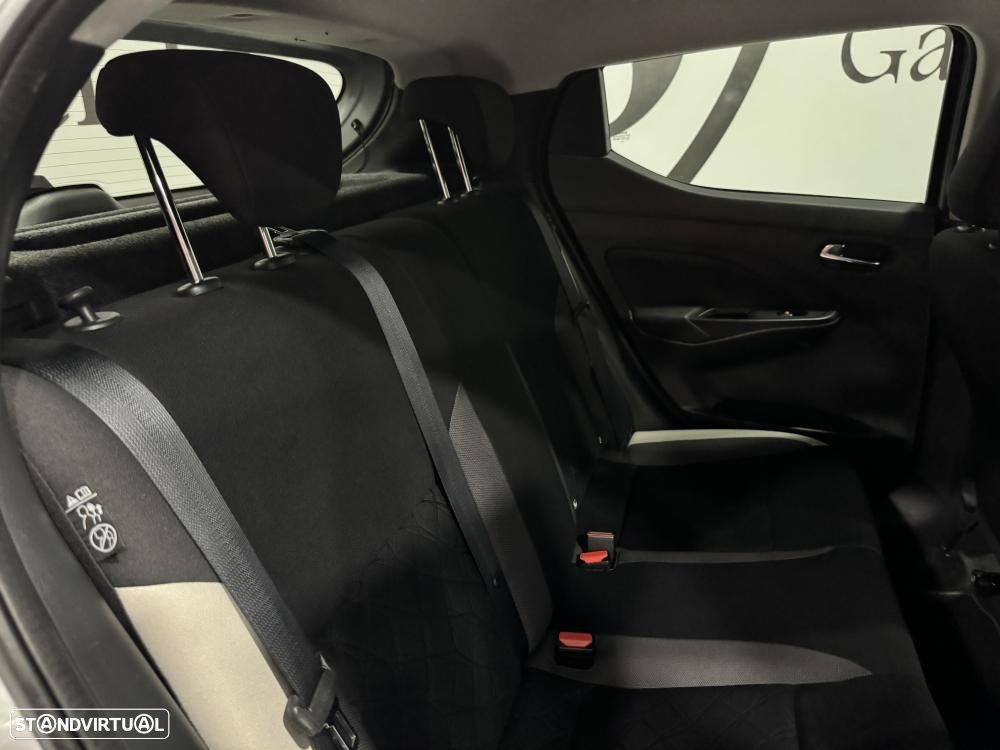 Nissan Micra IG-T 100 N-TEC - 42