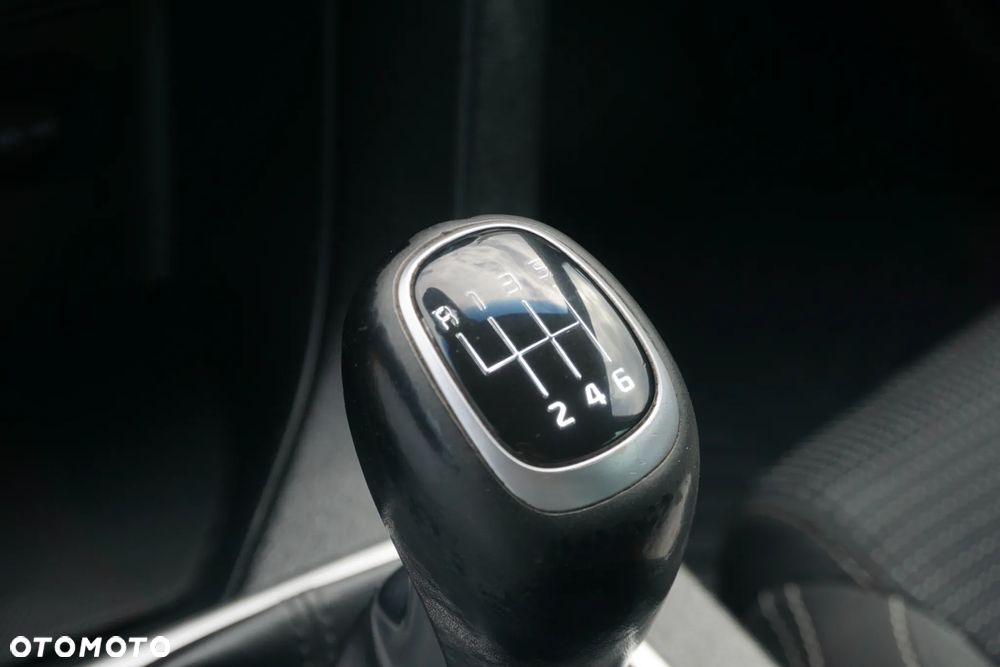 Kia Sportage 1.6 T-GDI 2WD VISION - 29
