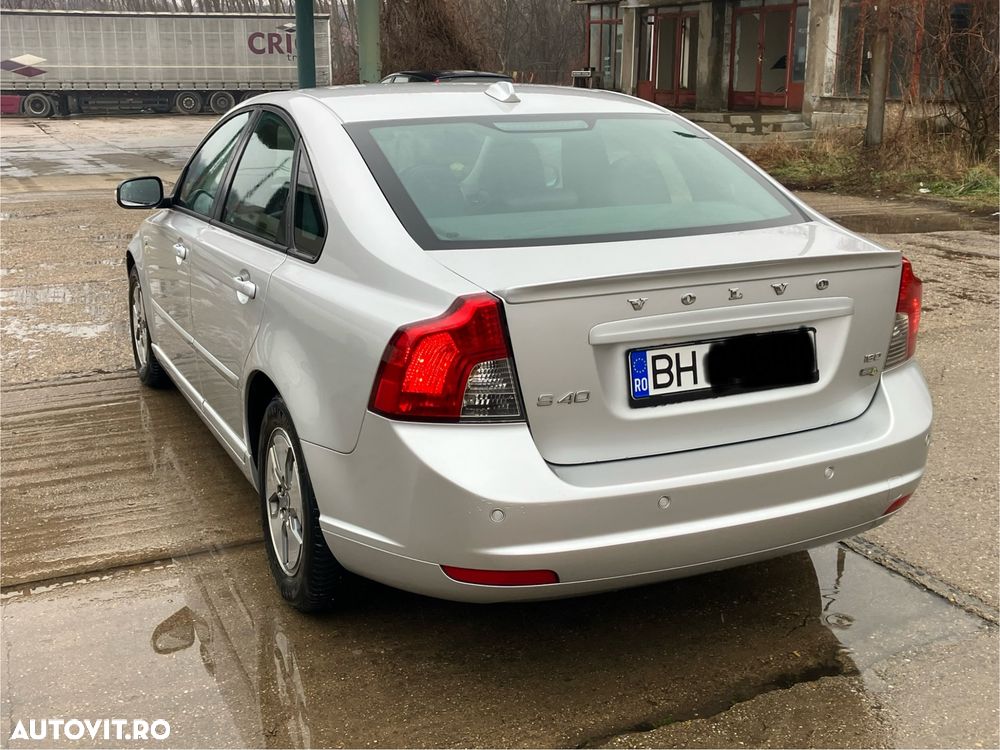 Volvo S40 1.6 D Momentum - 6