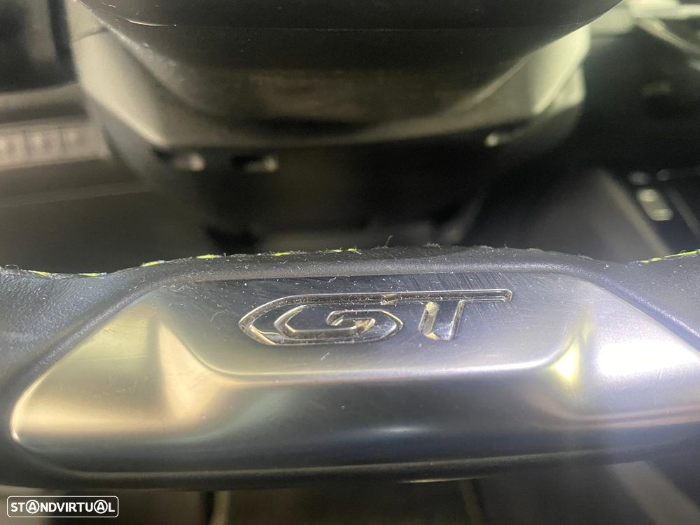 Peugeot 2008 PureTech 130 EAT8 GT Pack - 17