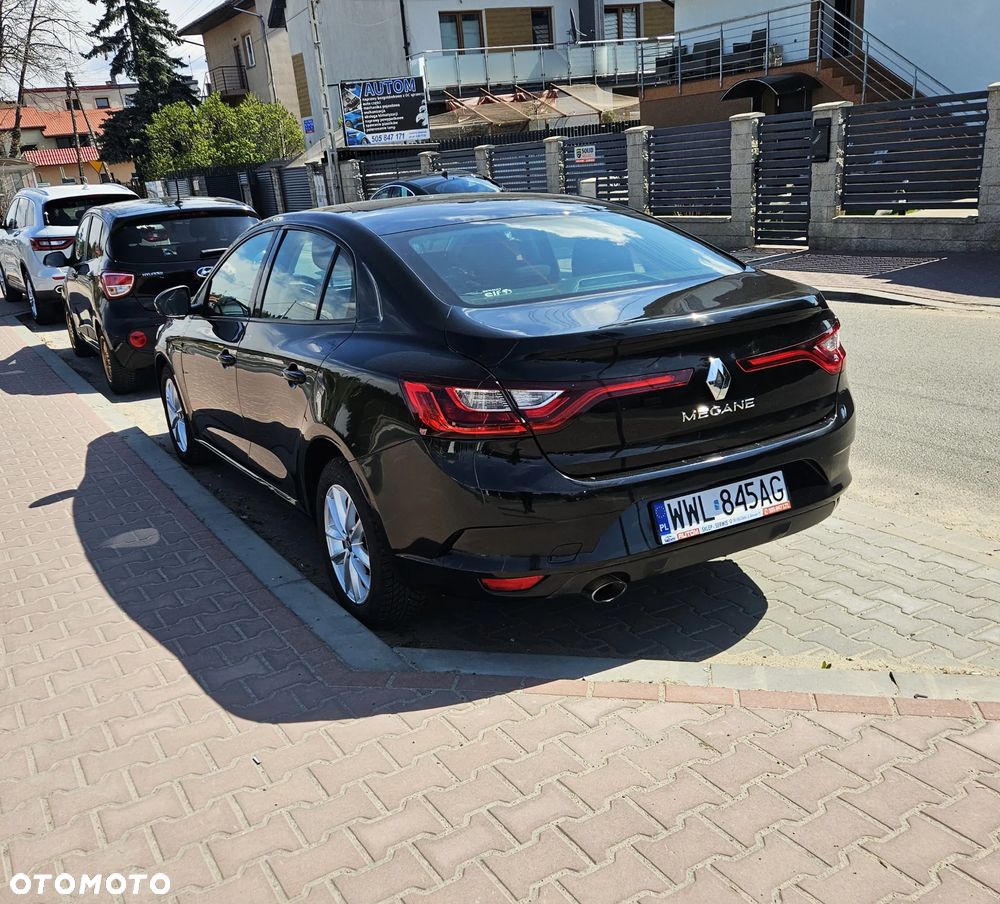 Renault Megane 1.6 SCe Zen - 4