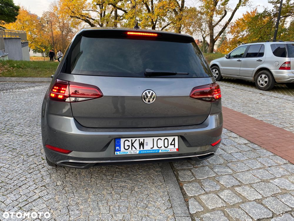 Volkswagen Golf - 15