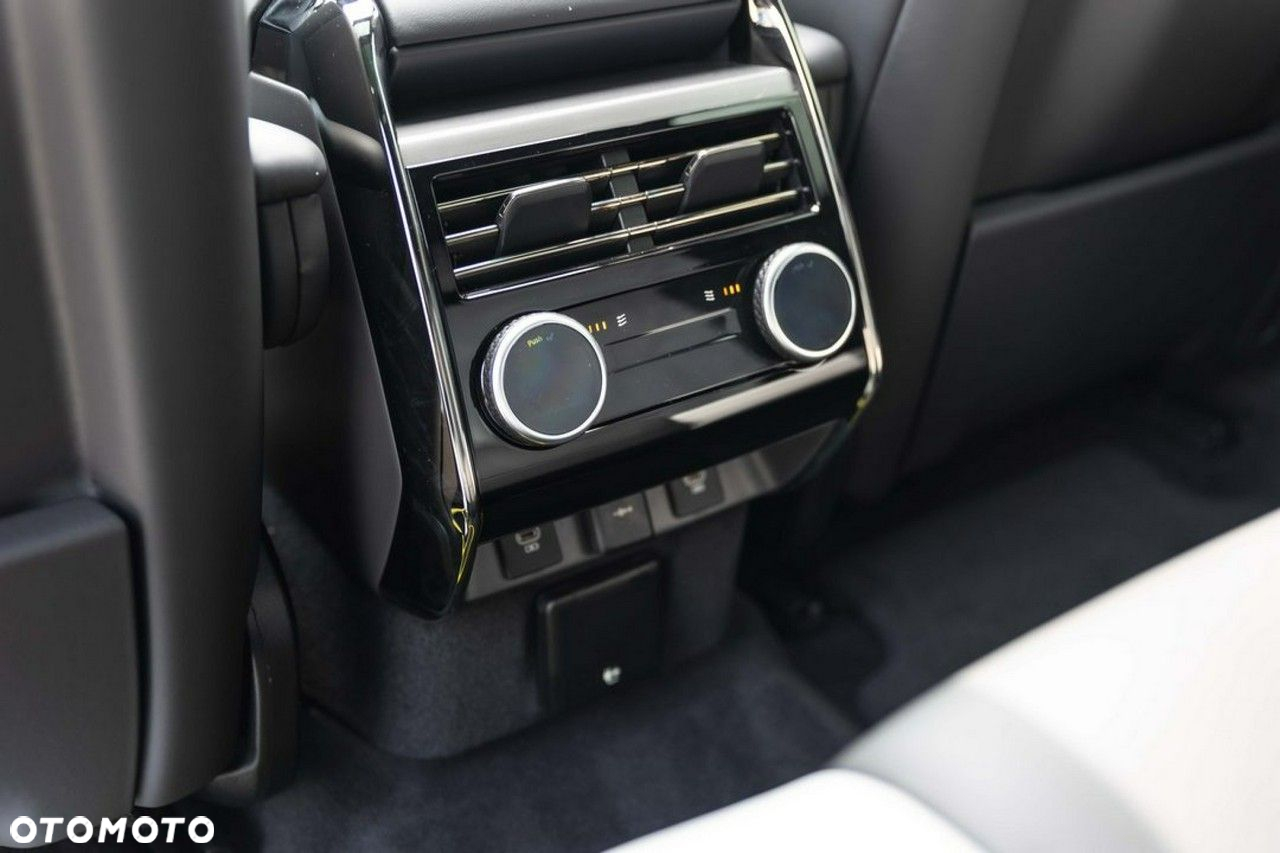 Land Rover Range Rover Sport - 26