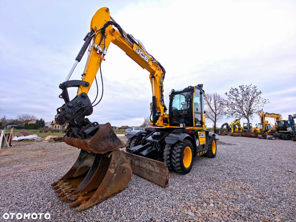 JCB Hydradig - 4