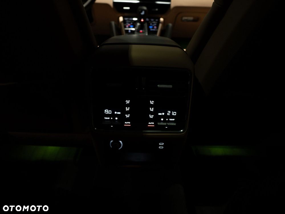 Porsche Cayenne E-Hybrid - 26