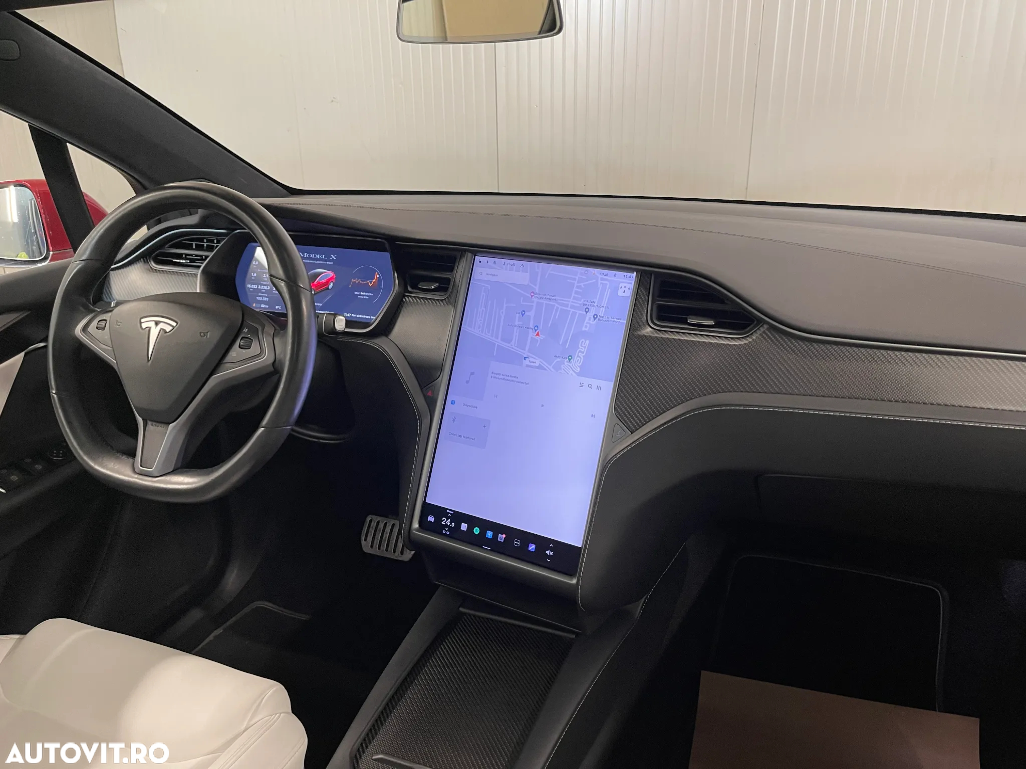 Tesla Model X Performance - 10