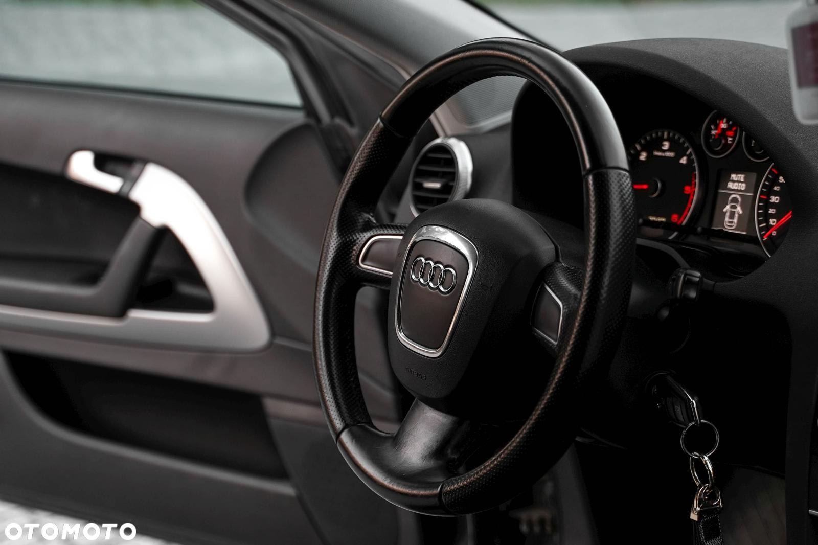Audi A3 1.9 TDI Ambiente - 12