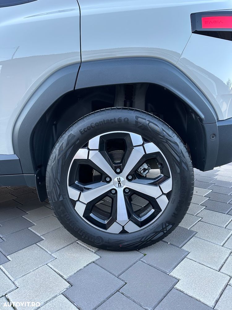 Dacia Duster TCe 130 4X2 MHEV Journey - 28