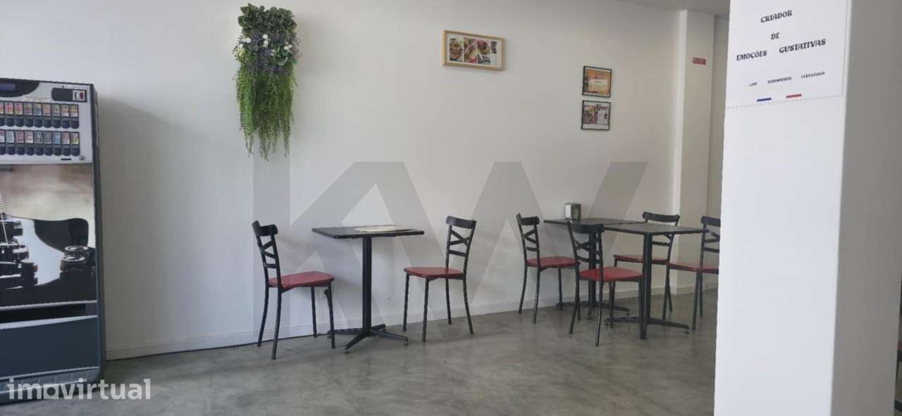 Trespasse — Restaurante com Esplanada no Centro de Coimbra - Grande imagem: 4/13