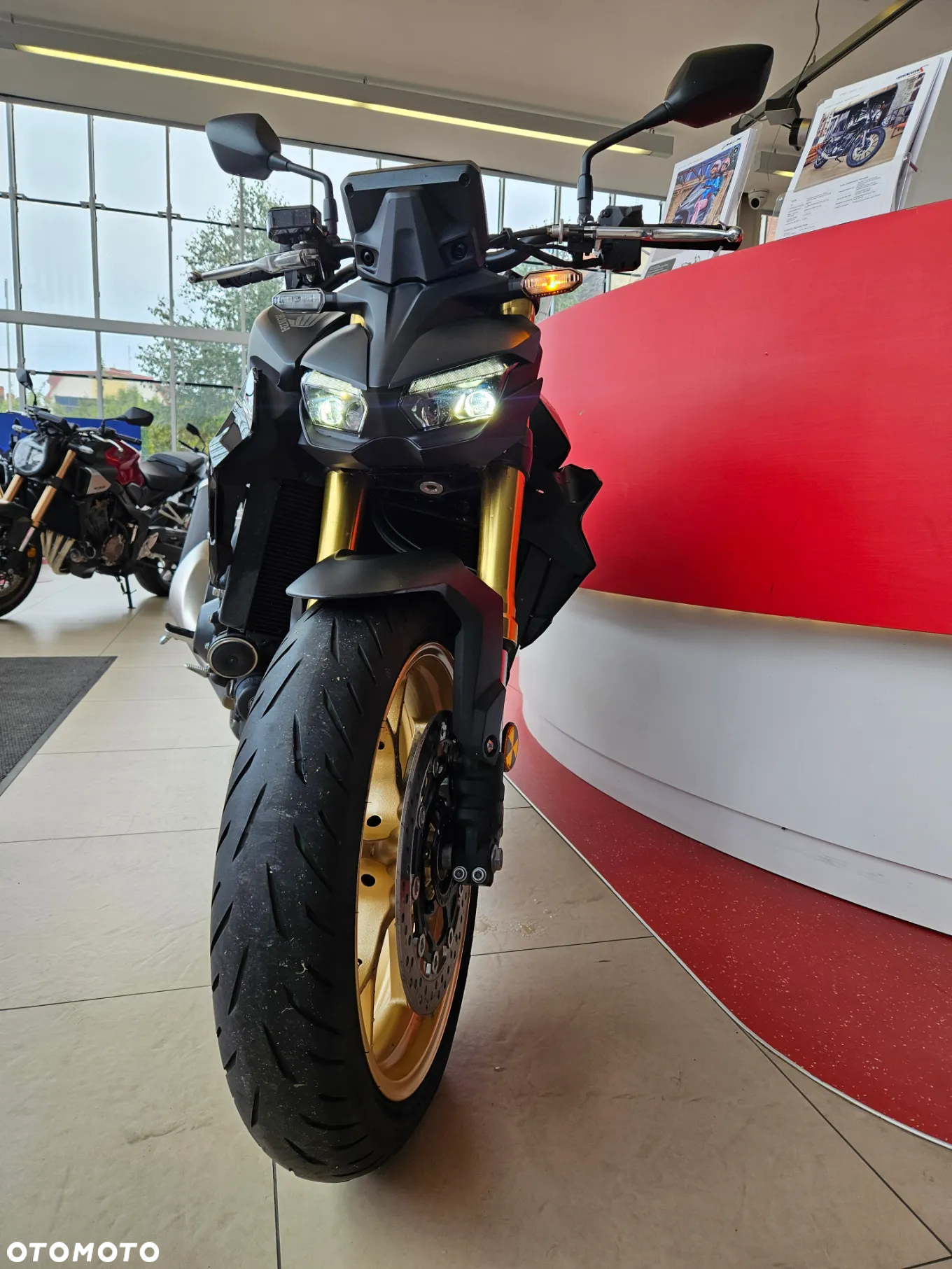 Honda CB - 6