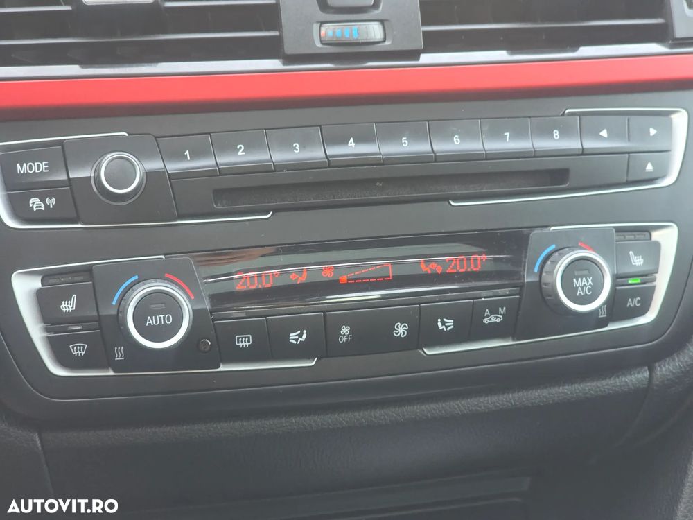 BMW Seria 3 320d Sport-Aut. Efficient Dynamics Edition - 32