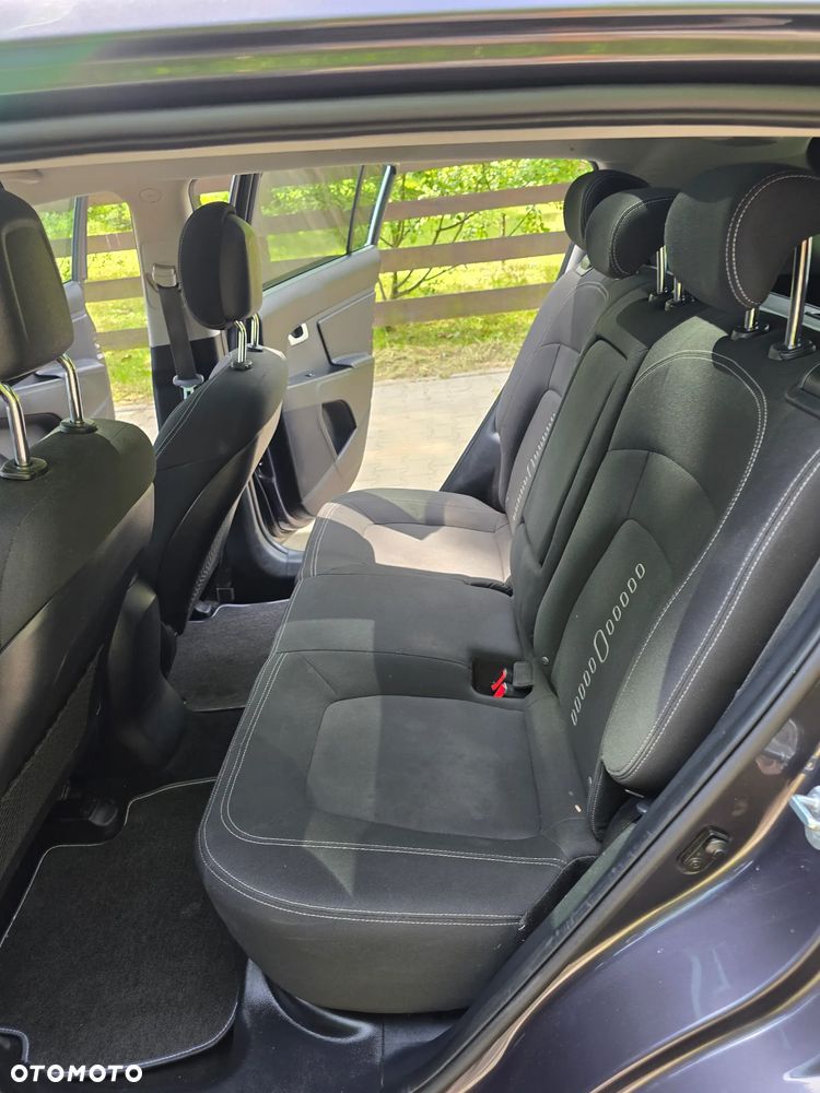 Kia Sportage 1.7 CRDI 2WD ISG Dream-Team Edition - 24