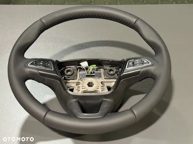 Skórzana kierownica Ford Focus 2014-2019 - 2