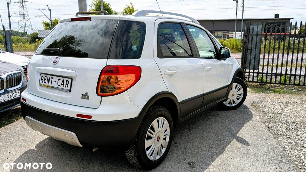 Fiat Sedici - 8