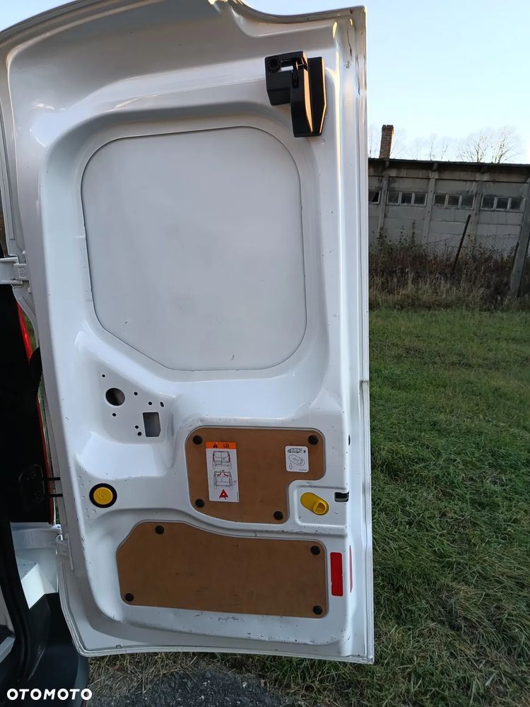 Ford Transit Connect LONG 1.6 diesel 95kM, manual 2014 rok NISKIE SPALANIE, BEZ WKŁADU FINANSOWEGO, GOTOWY DO PRACY!!! - 25