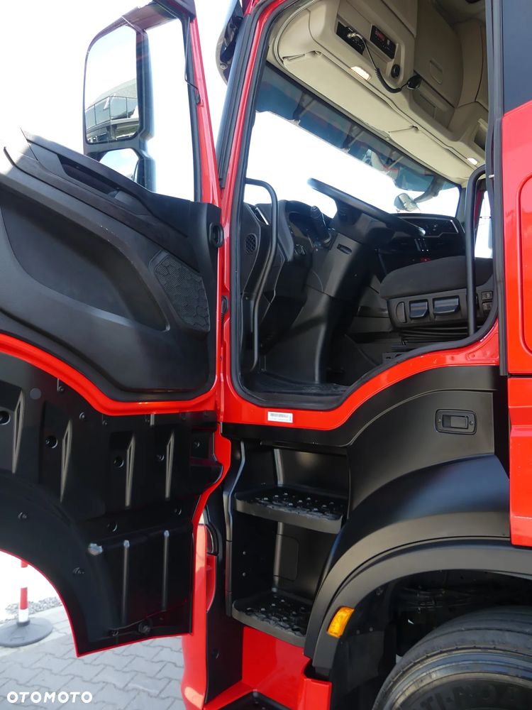 Iveco S-WAY 460 / EURO 6 / ZESTAW PRZESTRZENNY / KLIMA POSTOJOWA / - 29